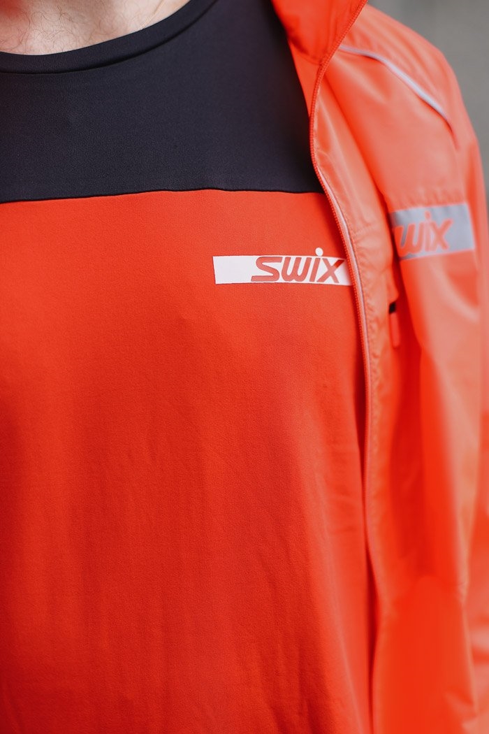 картинка Футболка SWIX Carbon от магазина Одежда+